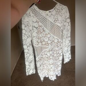 Selfie Leslie Size 14, XL white lace dress never worn.